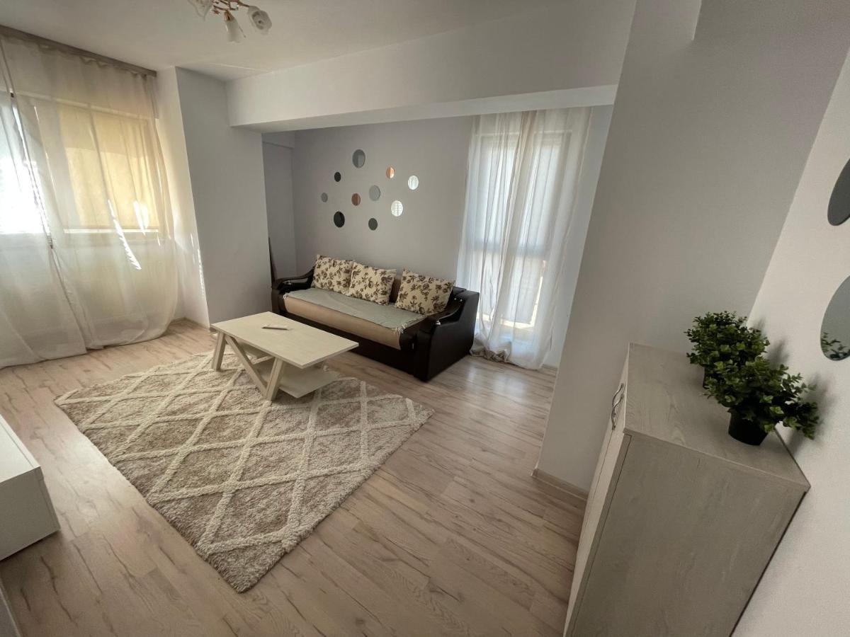Ferienwohnung The Mirror - Quiet & Friendly Place In Copou Iasi Exterior foto