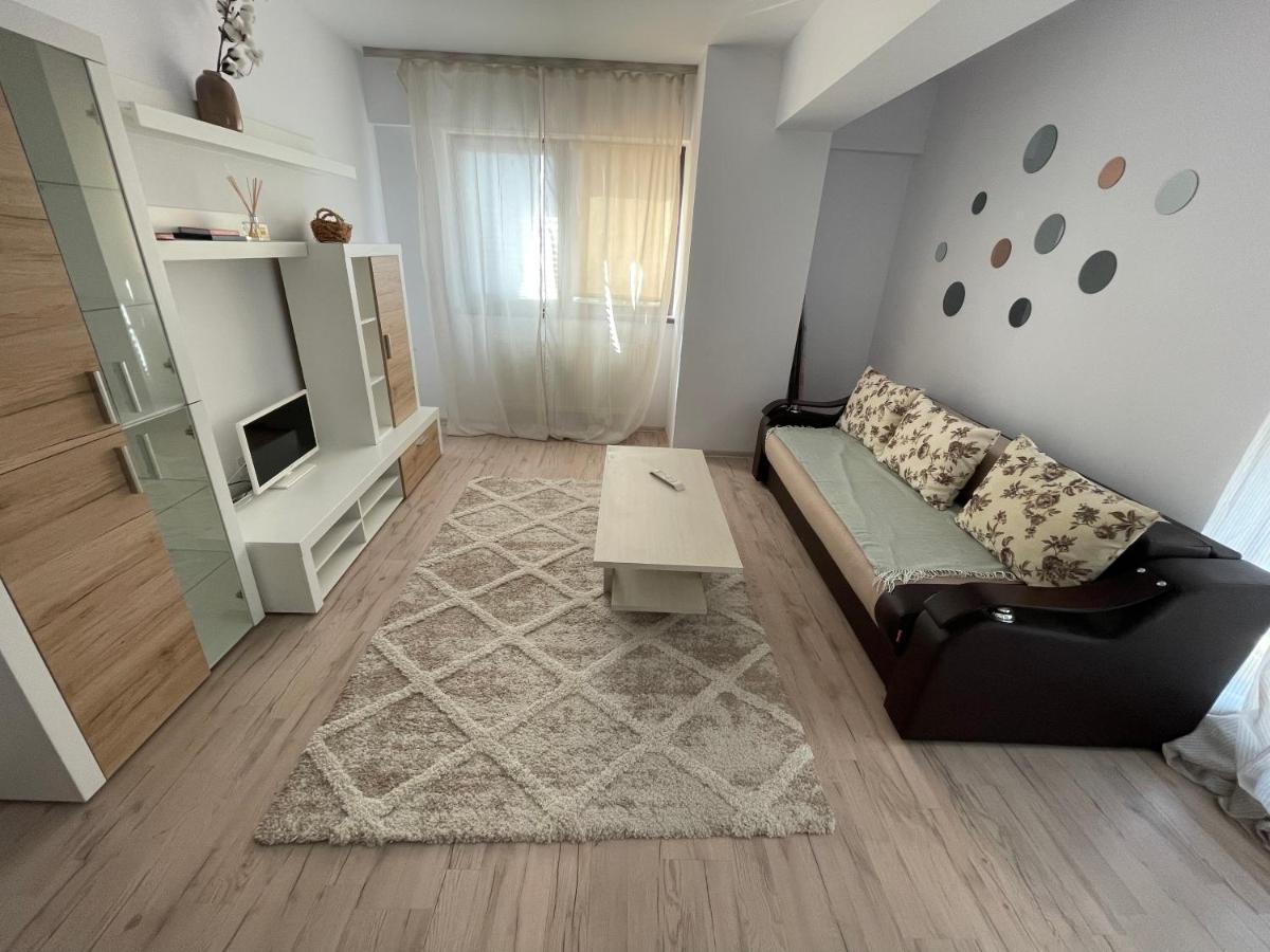 Ferienwohnung The Mirror - Quiet & Friendly Place In Copou Iasi Exterior foto